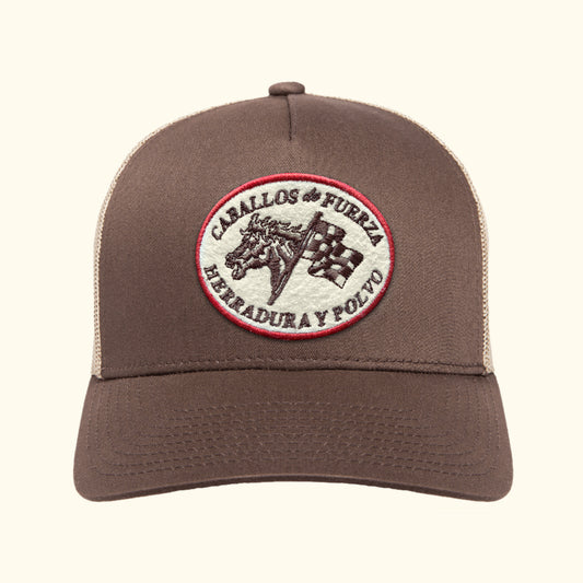 Gorra trucker premium Caballos de fuerza