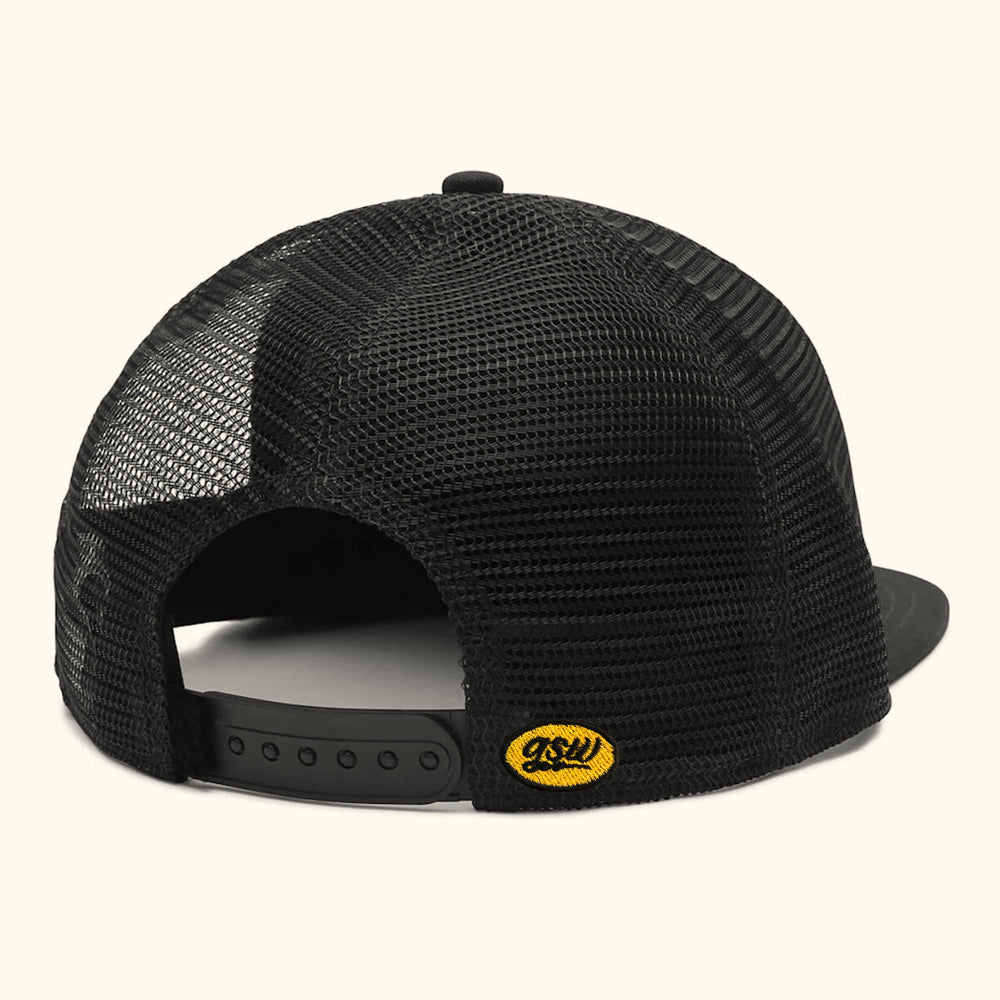 Gorra trucker Pantera